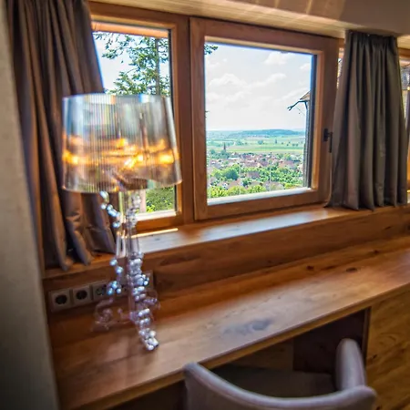Hotel Burg 3*