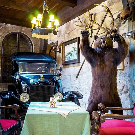 Burg Hotel 3*