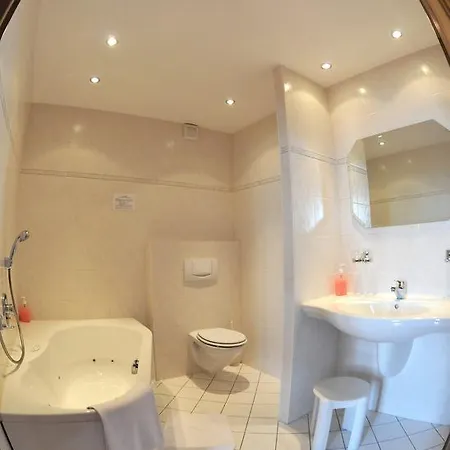 Burg Hotel 3*