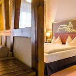 Burg 3*