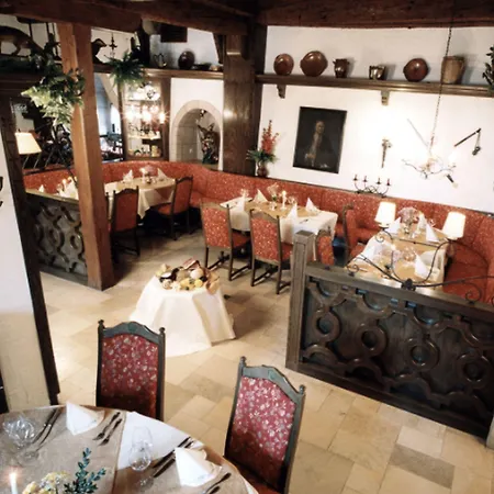Burg 3*