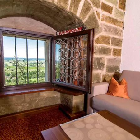 Burg 3* Colmberg
