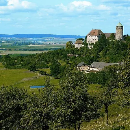 Hotel Burg 3*